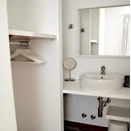 Monte Gordo Guest House Dom wakacyjny